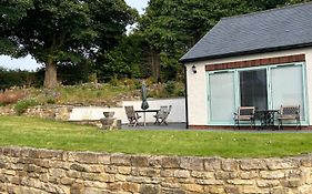 Sharpley Hall Garden Studio Not Far From Seaham Beach Offering Quiet Private Stay With Secure Parking